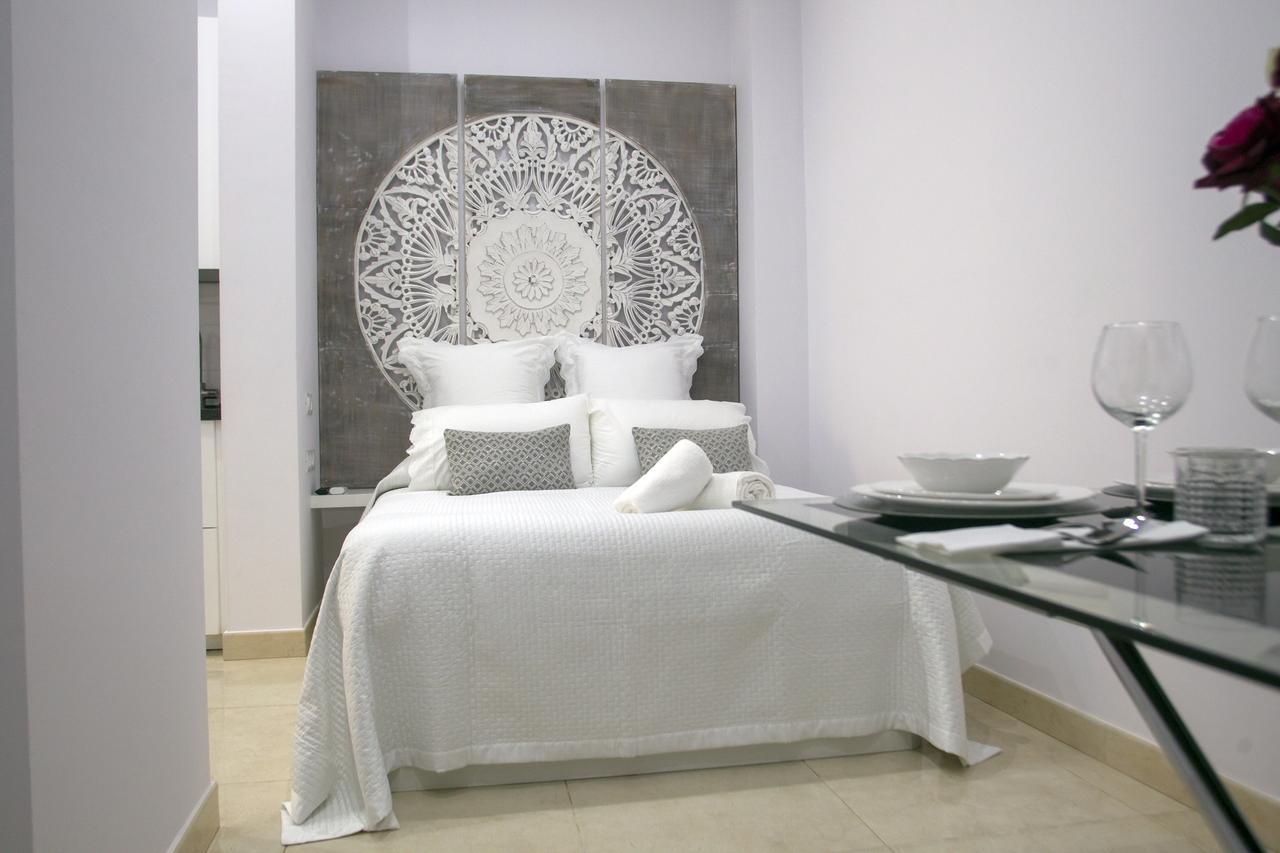 Panther Home Luxury Dreams Sevilla Exterior foto